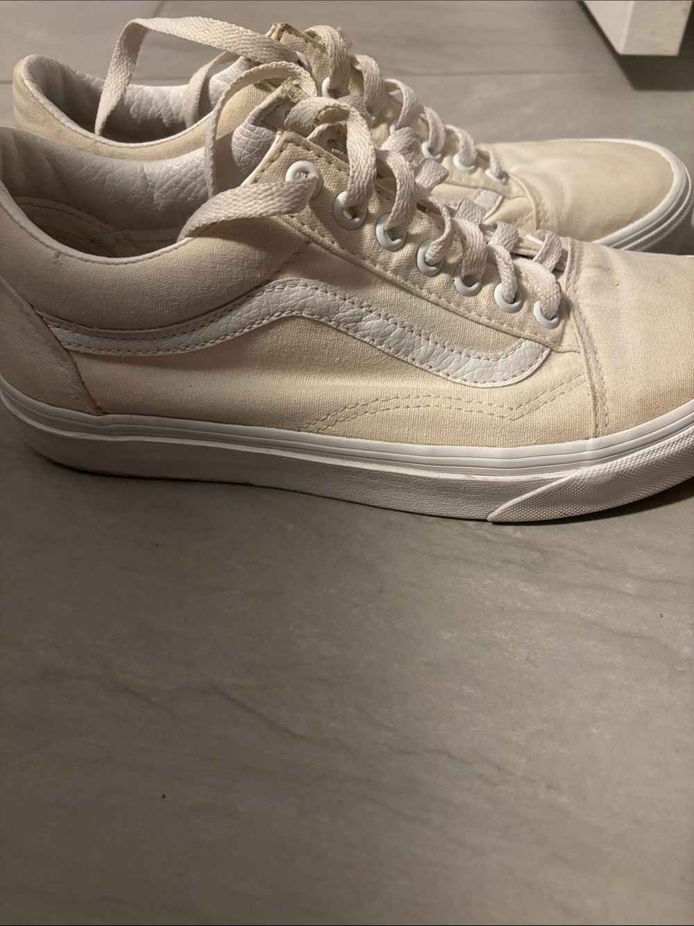 Classic Vans Sneakers. Women’s size 9, Men’s size 7.5 - Picture 8 of 8